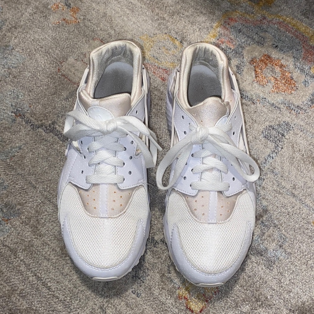 White Huraches